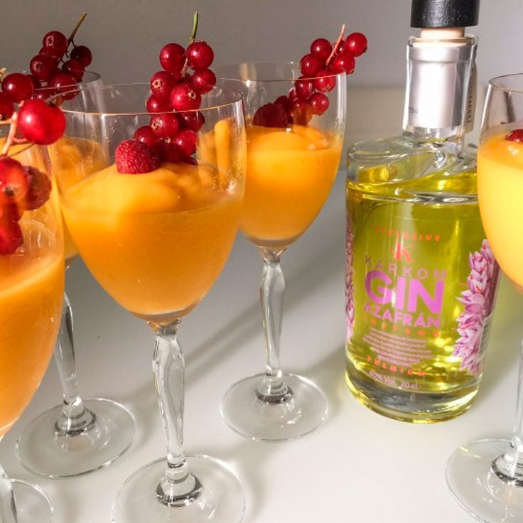 Sorbete de mango y karkom gin