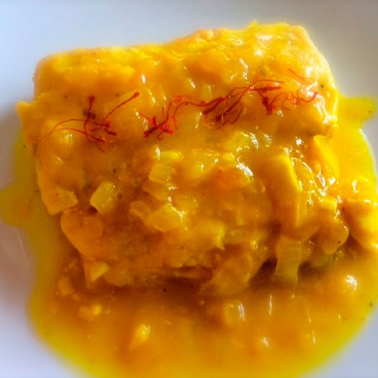 Merluza en salsa de azafrán